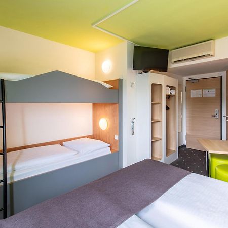 B&B Hotel Erlangen-Sued Экстерьер фото