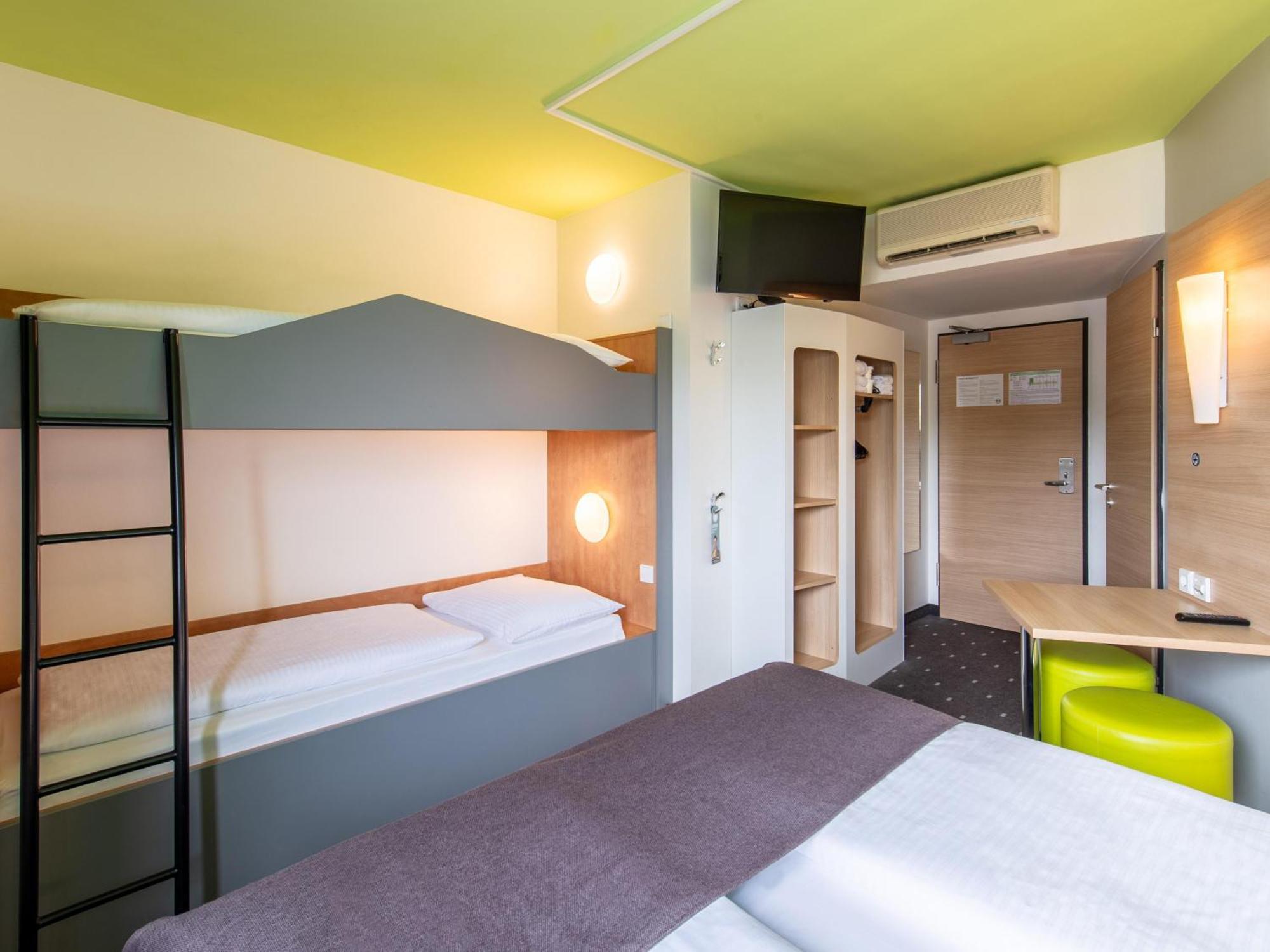 B&B Hotel Erlangen-Sued Экстерьер фото