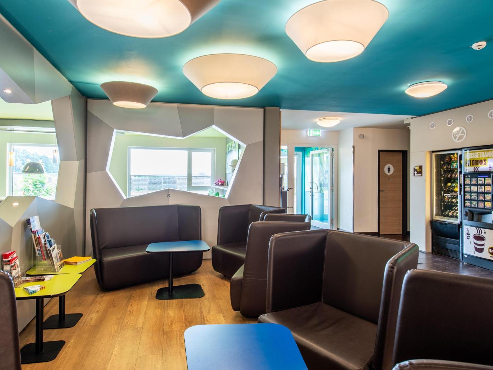 B&B Hotel Erlangen-Sued Экстерьер фото