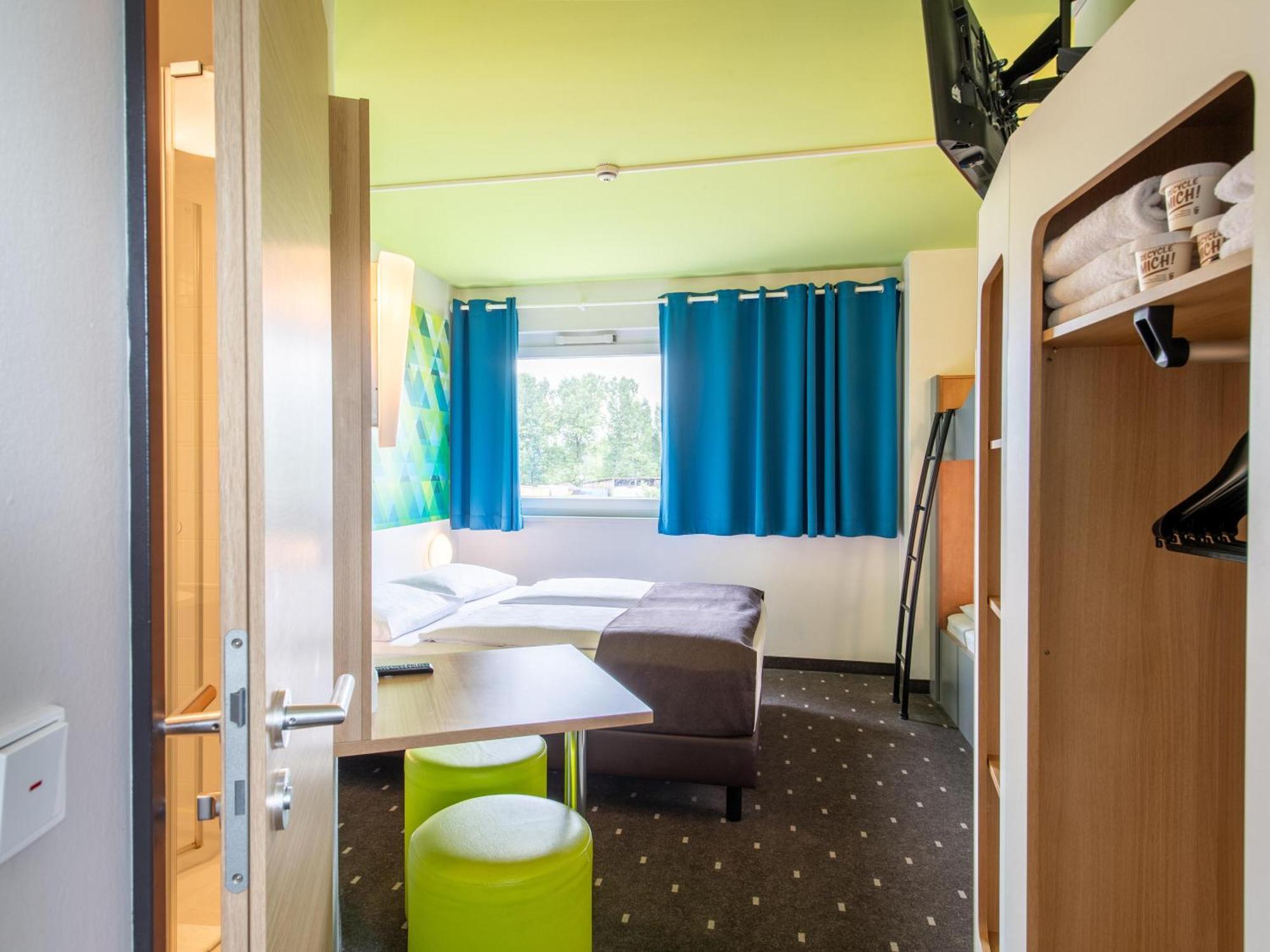 B&B Hotel Erlangen-Sued Экстерьер фото