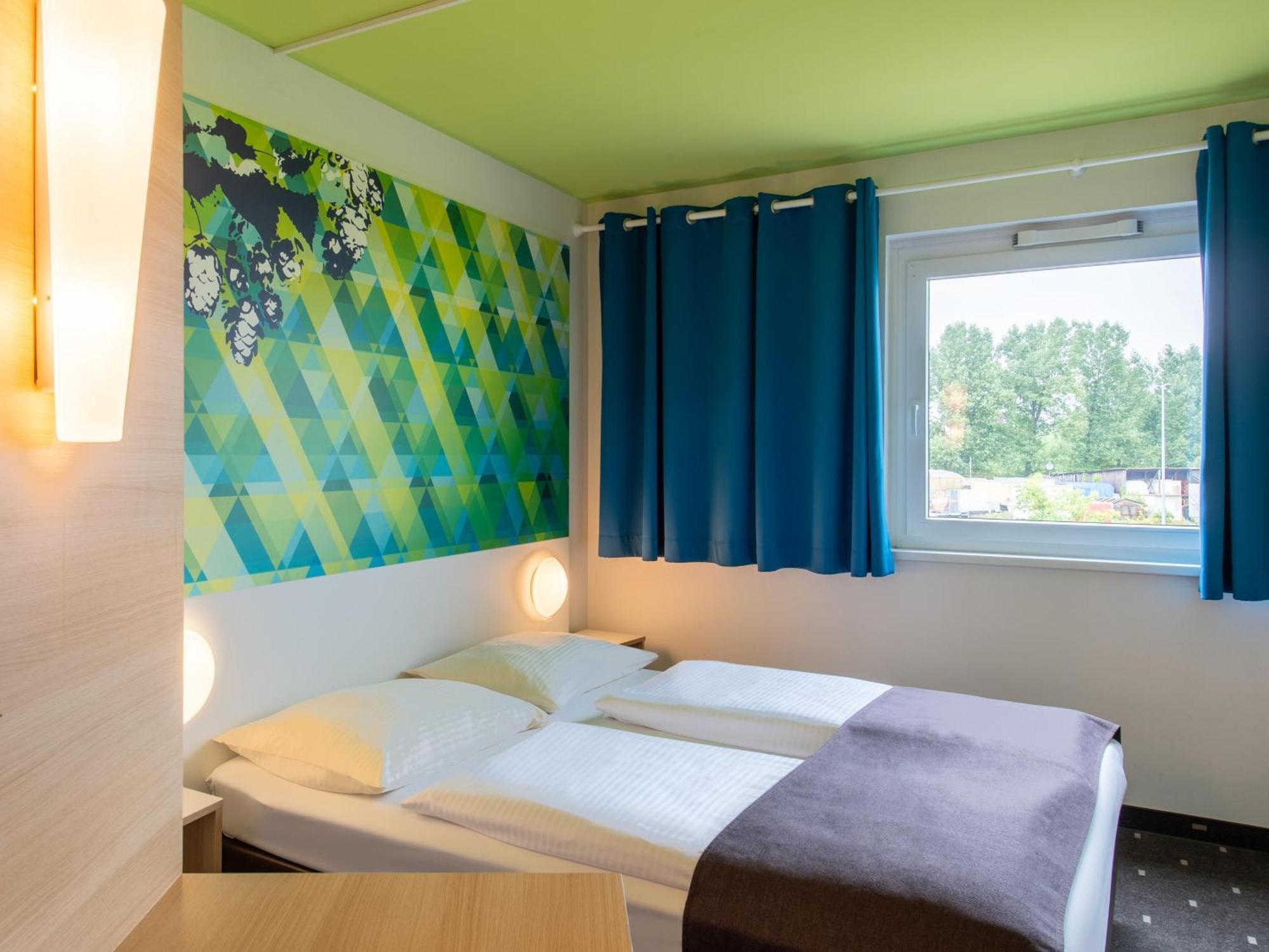 B&B Hotel Erlangen-Sued Экстерьер фото