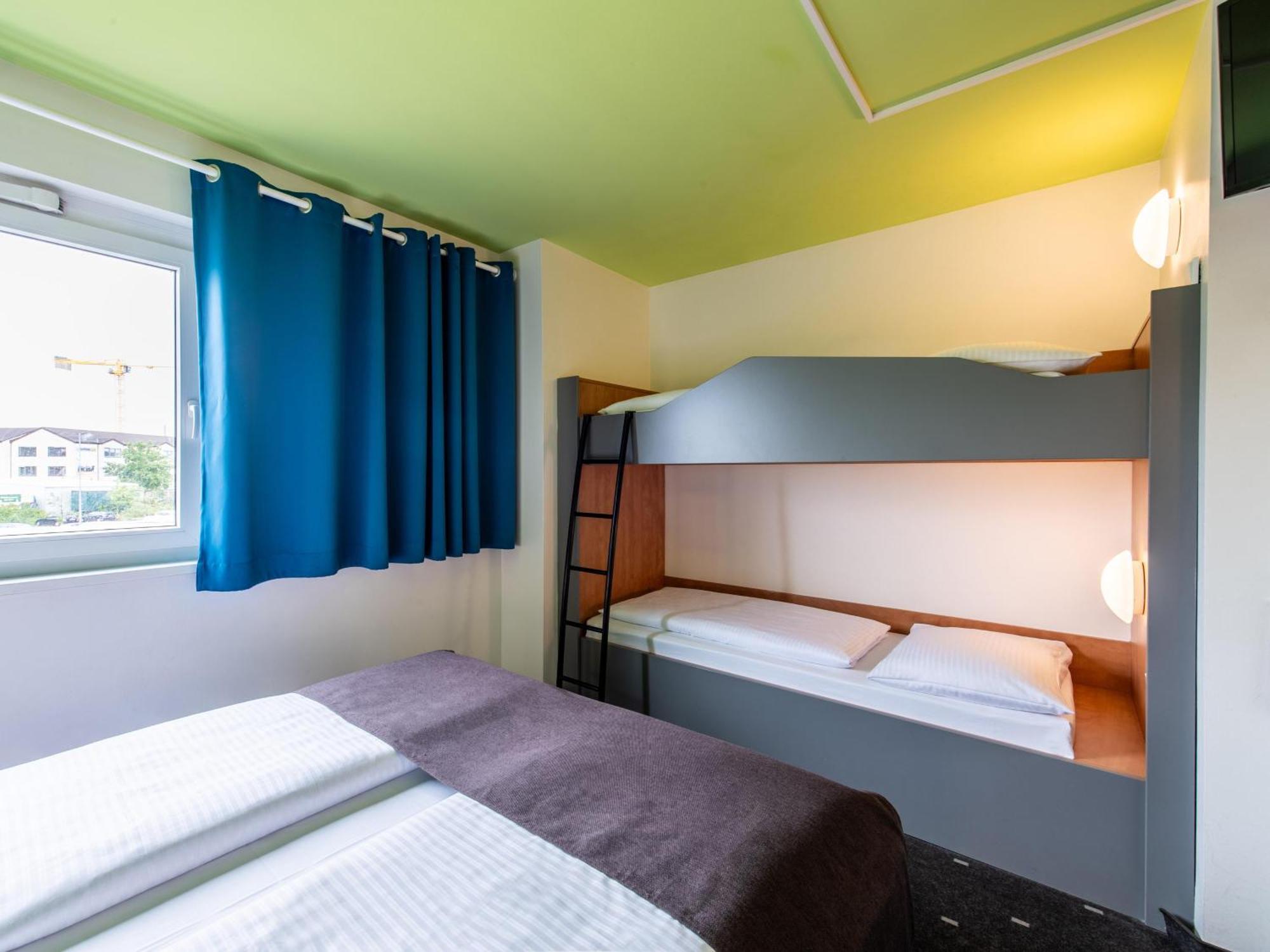 B&B Hotel Erlangen-Sued Экстерьер фото