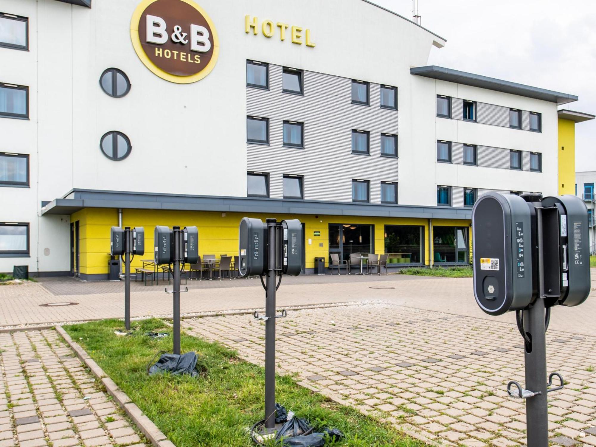 B&B Hotel Erlangen-Sued Экстерьер фото