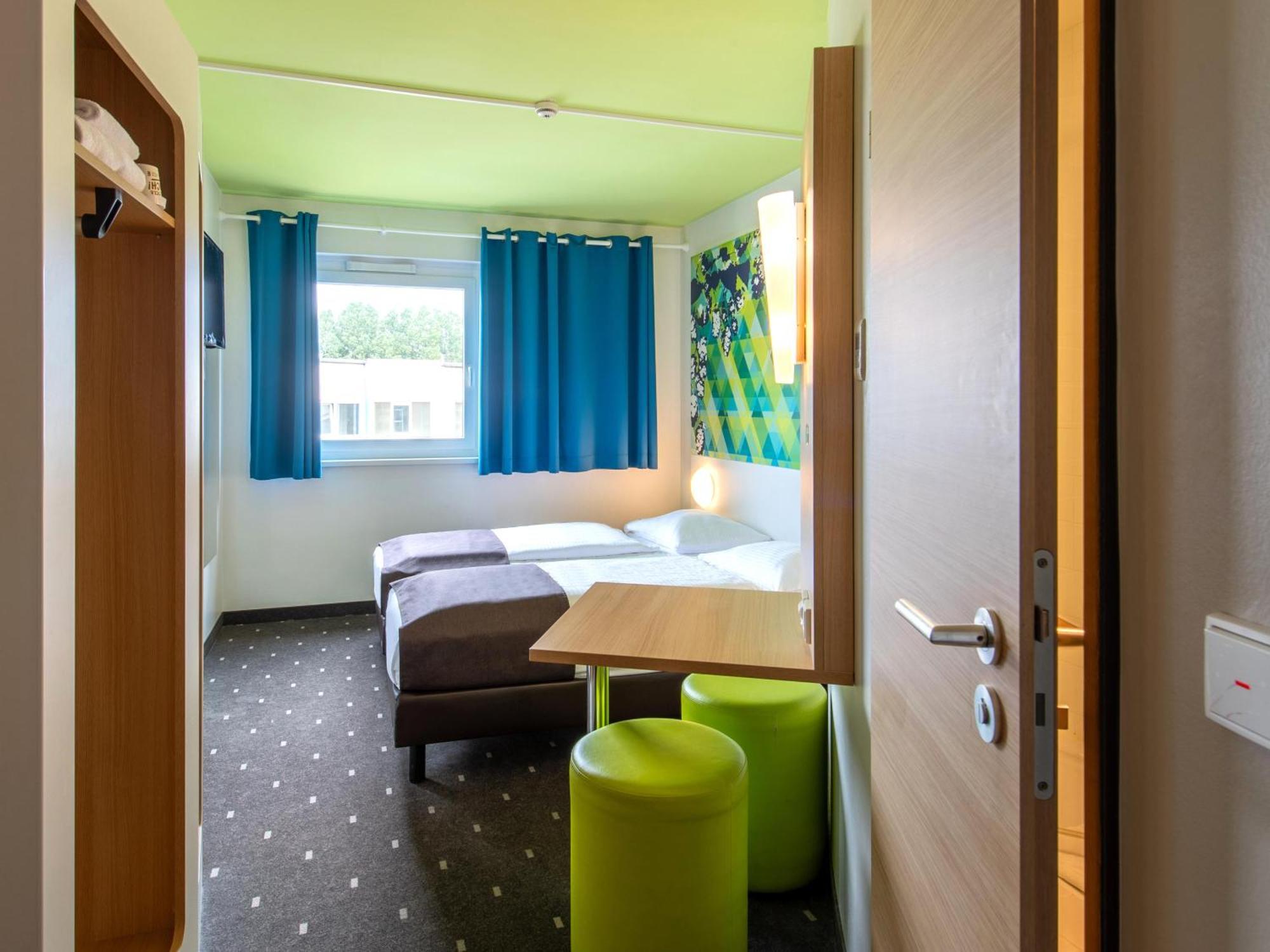 B&B Hotel Erlangen-Sued Экстерьер фото
