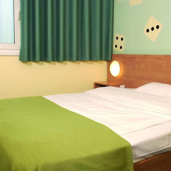 B&B Hotel Erlangen-Sued Экстерьер фото