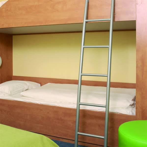 B&B Hotel Erlangen-Sued Экстерьер фото