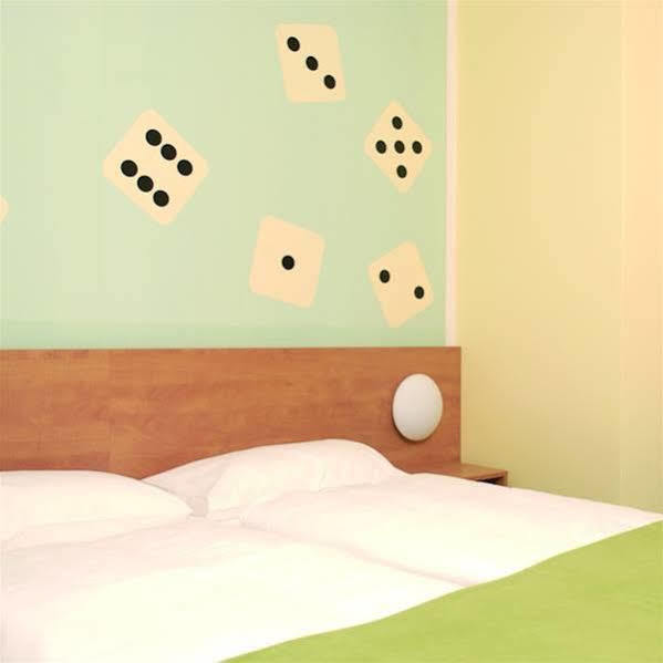 B&B Hotel Erlangen-Sued Экстерьер фото